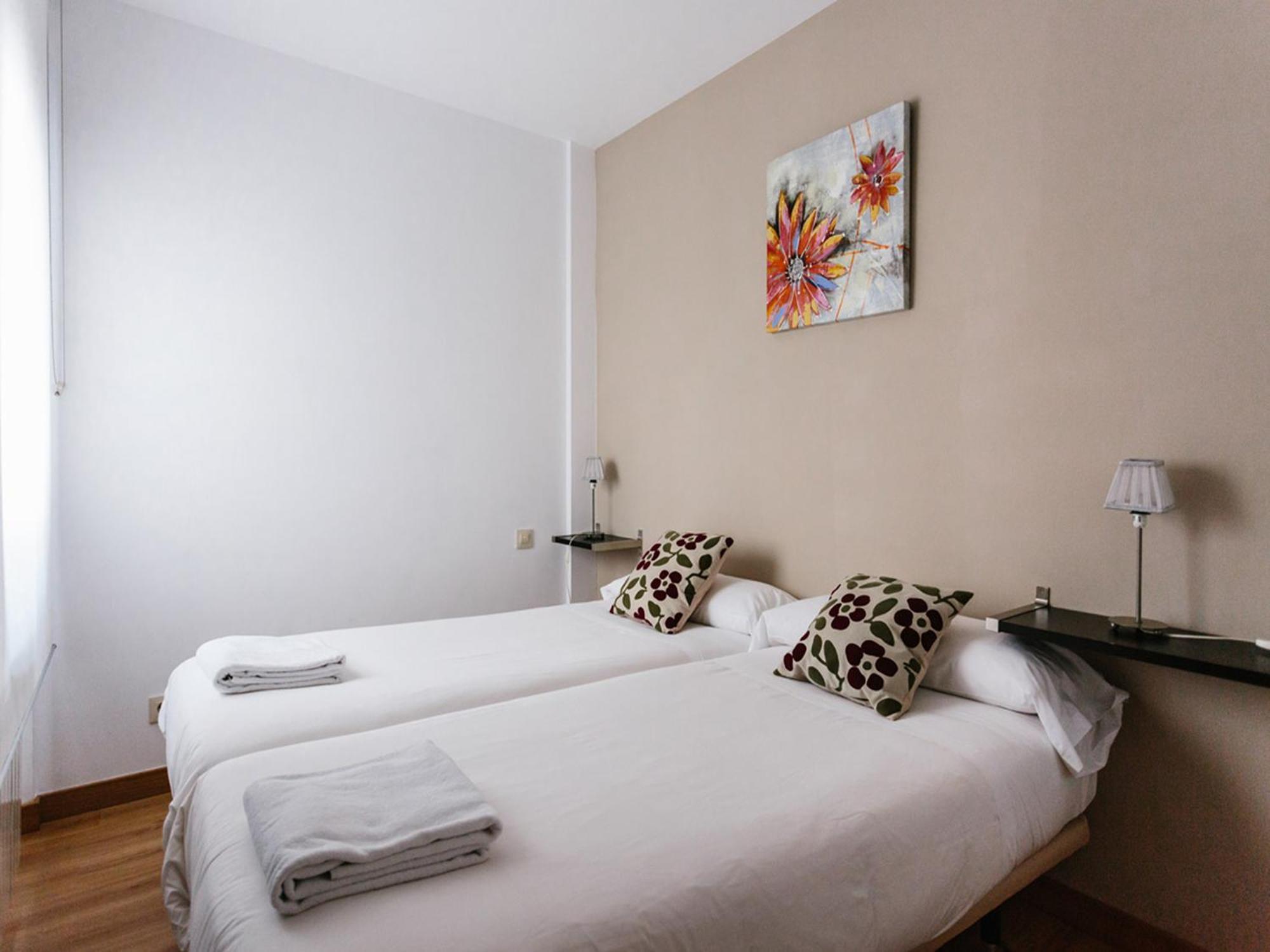 Apartamentos Senorio De Haro 3000 외부 사진