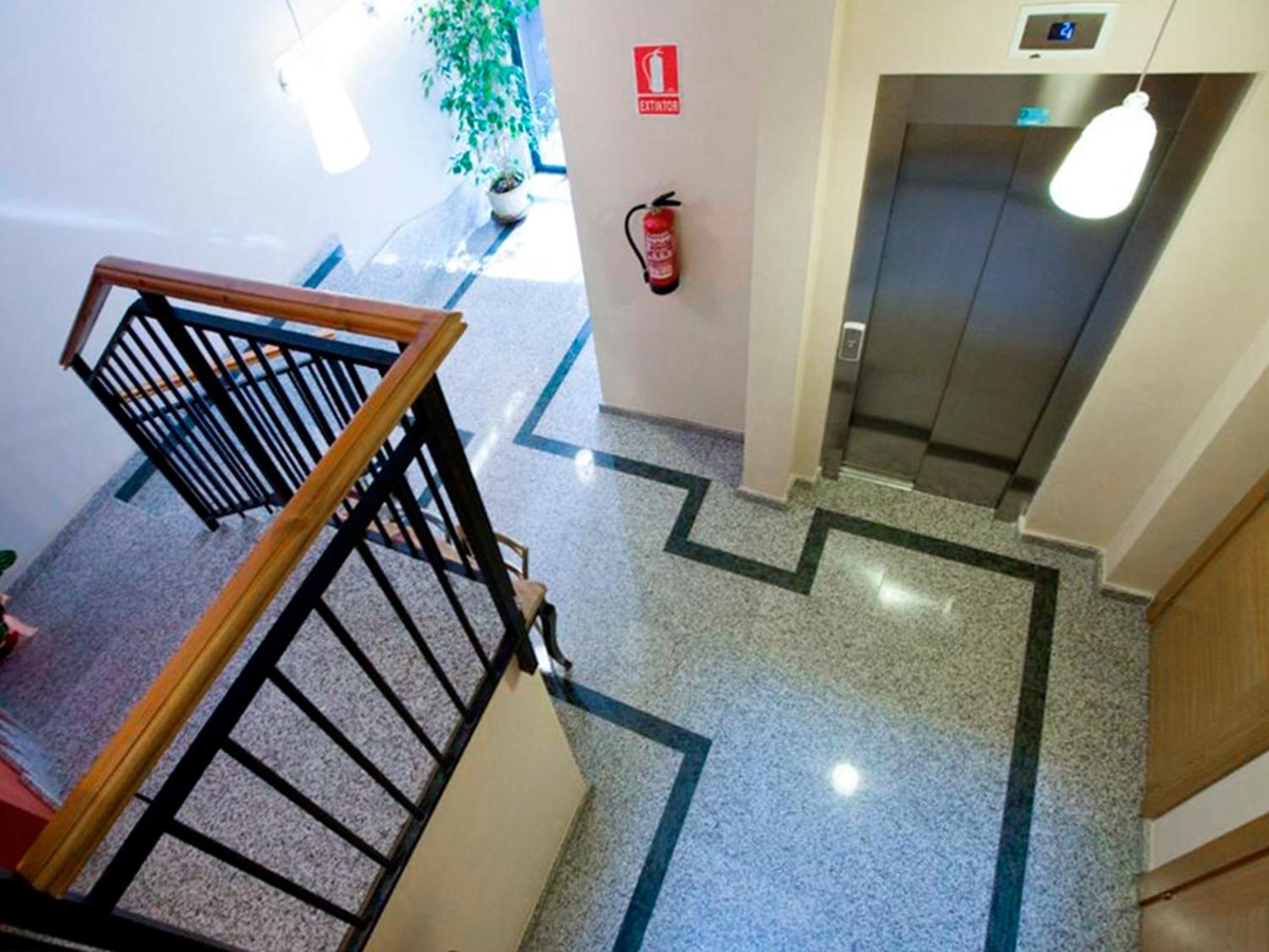 Apartamentos Senorio De Haro 3000 외부 사진